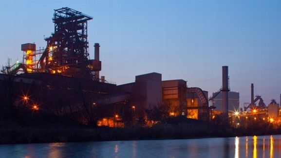 Am Standort Eisenhüttenstadt plant ArcelorMittal die Umstellung des Hochofens auf klimaschonenderes Erdgas. (Bild: ArcelorMittal)