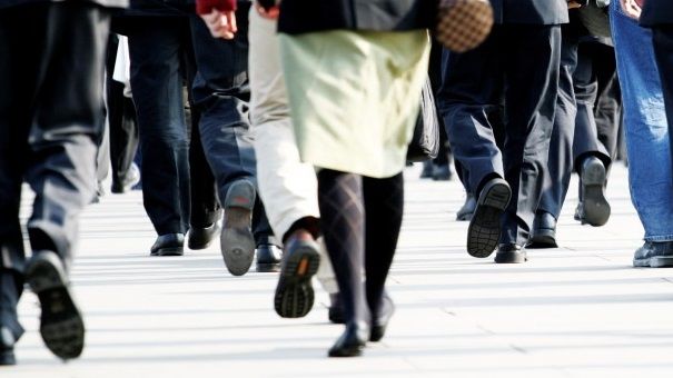 Research reveals bus commuters walk a distance equivalent to a marathon (26.2 miles) every fortnight