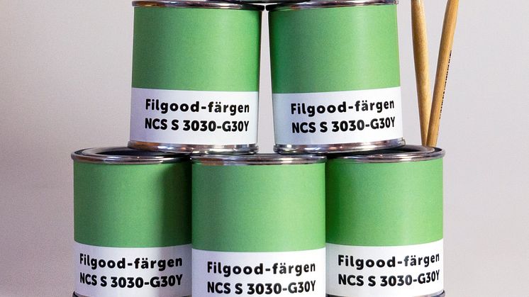 Filgoodfägern kan enkelt blandas till hos en färghandel med hjälp av NCS-koden S 3030-G30Y.