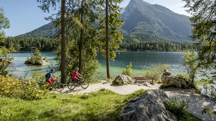 "Auf dem Bodensee-Königssee-Radweg" / © DZT/Günter Standl