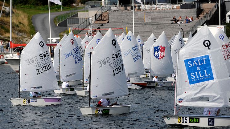 Optimisternas start i Lilla Tjörn Runt