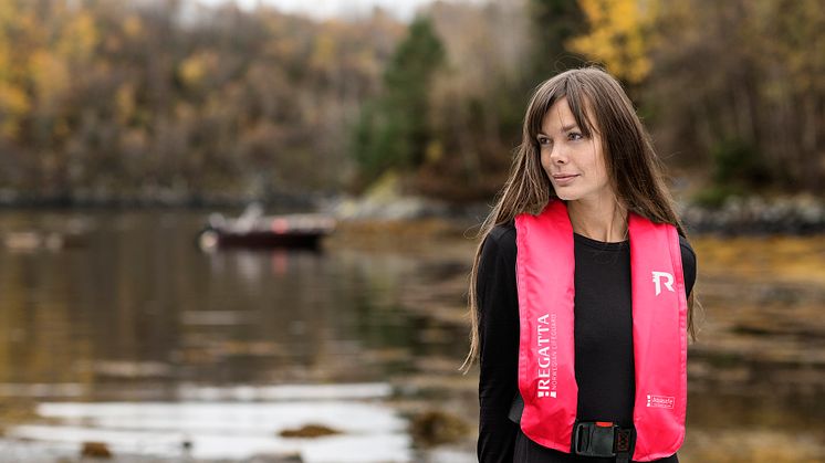 Regatta lanserer Pink Survival: en ny serie FLUORISERENDE ROSA flyteprodukter