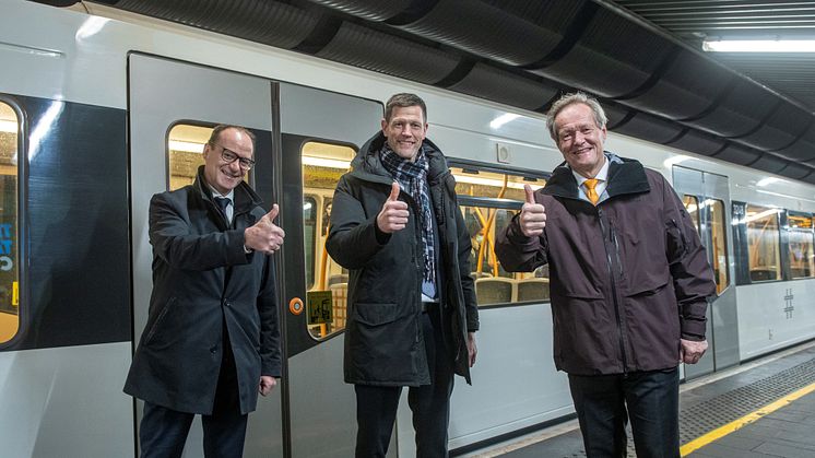 Signering, kontrakt mellom Sporveien og Siemens Mobility.jpg