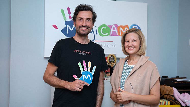 Alex Bratu (JYSK) și Melania Medeleanu (MagicCAMP)