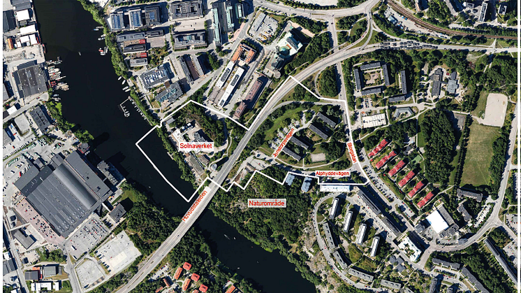 Flygbild över programområde (vit markering)