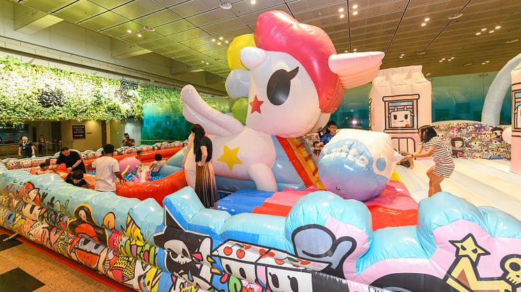 Gallop past a series of tokidoki-themed obstacles and slide down the world’s largest Unicorno slide