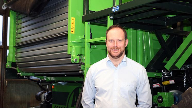 Emil Hjalmarsson är ny produktchef för AVR inom Swedish Agro Machinery. Foto: Swedish Agro Machinery