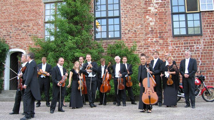 Från Richard Strauss till Martina Tomner med Huaröds kammarorkester 