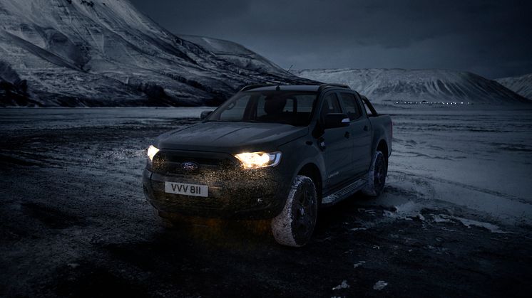 Ford Ranger Black Edition Svalbard (2)