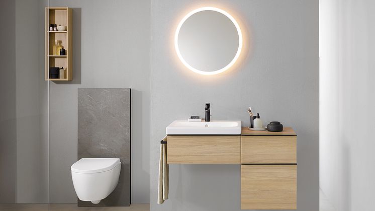 2023_iCon Bathroom with lay-on washbasin white matt, Monolith Plus light off, iCon WC wall-hung white matt, Option Mirror Round 60 light on_Original