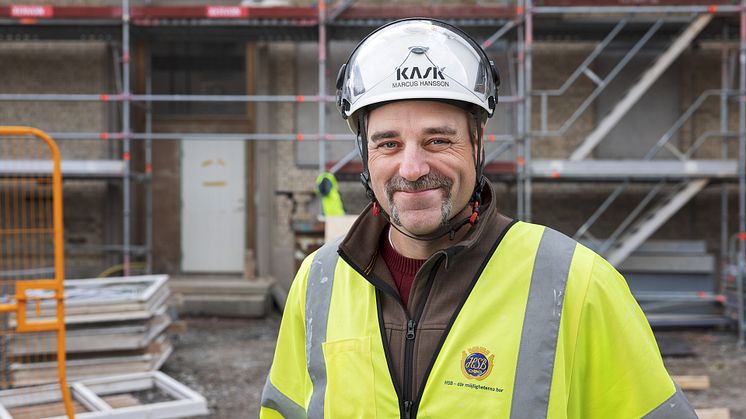 Marcus Hansson, projektchef på HSB Göteborg, ser återbruk som ett viktigt steg mot ett mer cirkulärt byggande.   