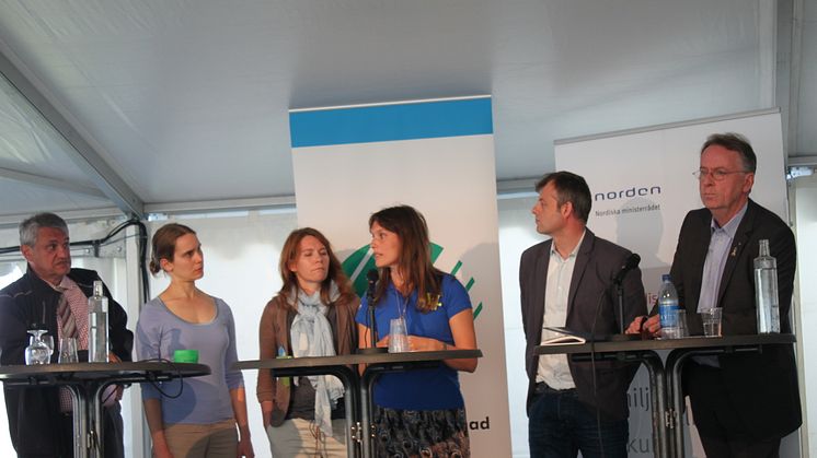 Roland Utbult (KD), Helena Leander (MP), Johnny Kellner, Veidekke, Anna Forsberg, Skanska, Anna Hamnö Wickman, NNC Housing, Rasmus Wendt, Nordic Innovation