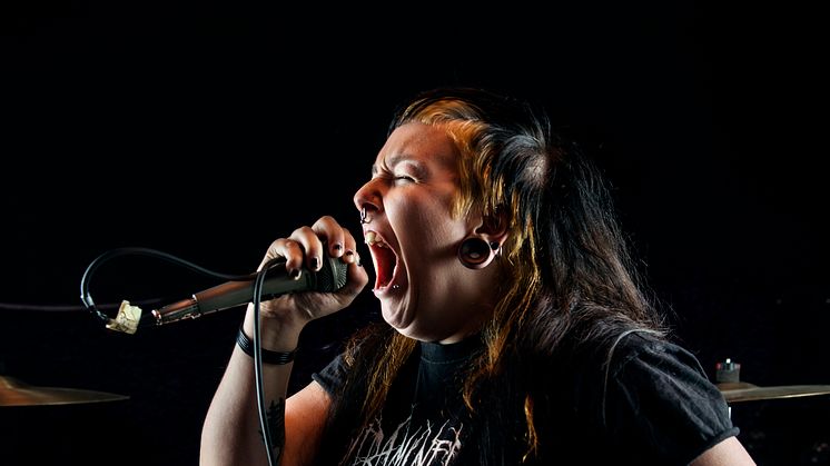 Kaysa Timmerbacka, vokalist i punkbandet Contorture
