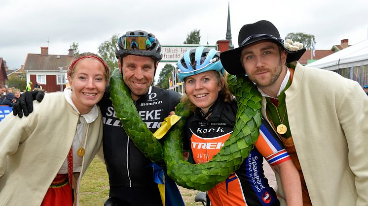 Emil Lindgren och Elisabeth Sveum vann Cykelvasan 90 2019