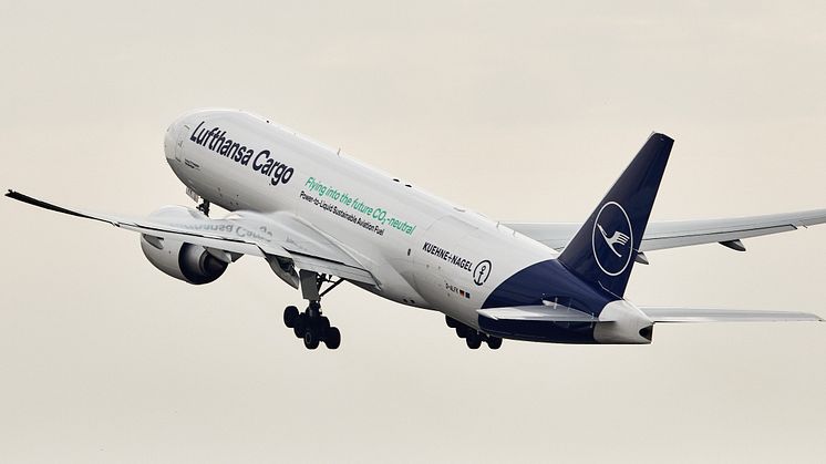 Lufthansa Cargo und Kühne+Nagel setzen sich für Power-to-Liquid Techologie ein