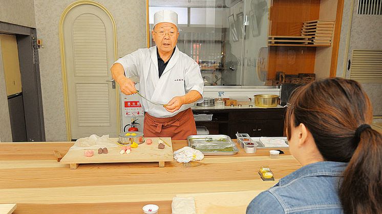 Japanese confection cooking class