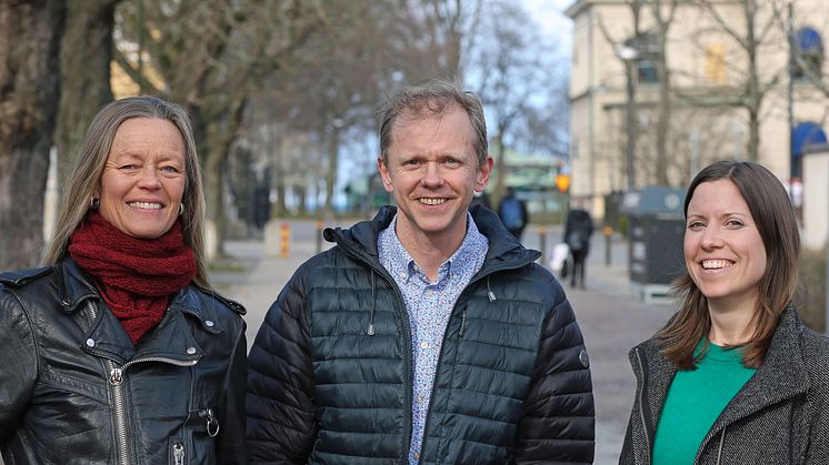 Några av de experter som kommer att skriva på bloggen Den svenska maten: Åsa Lannhard Öberg, Thomas Dalkvist och Karin Lindow. Foto: Carl Johansson