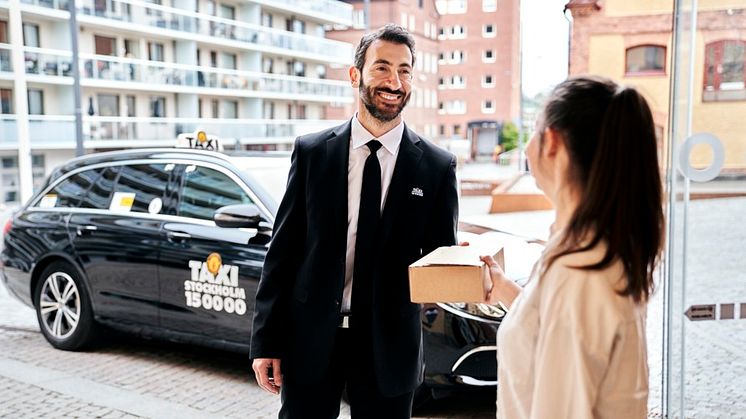 Via Taxi Stockholms hemsida går det att både förboka och buda direkt.