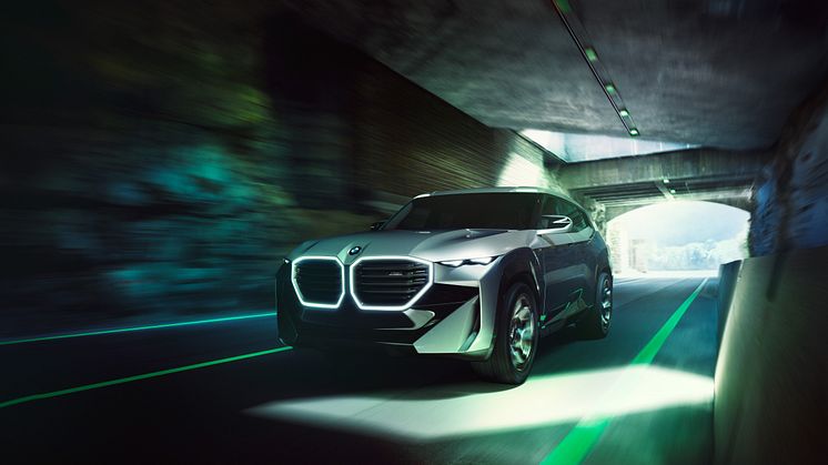 BMW Concept XM esillä ensimmäistä kertaa