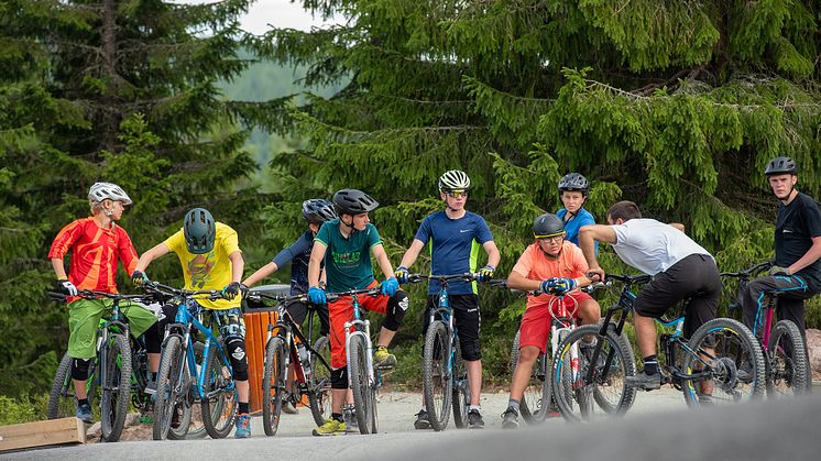 Stisykling er blitt populært blant barn og unge. Terrengsykkelcampen i Trysil har vært fullbooket de to siste årene. Foto: Destinasjon Trysil