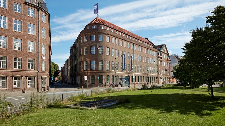 På Niels Brock på Nørre Voldgade 34 i København har Riise VVS og Geberit øget hygiejnen og fundet en løsning på stagnation. Foto af: Pernille Klemp