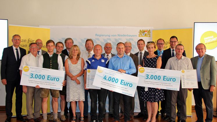 In Landshut wurde am Montag, 26. Juni der Bürgerenergiepreis Niederbayern 2017 verliehen.