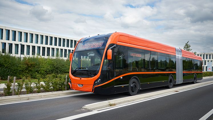 Nya bussen, direkt från fabriken. Foto: VDL