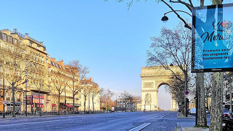 Folketomme gater i Paris under nedstengningen i mars 2020. Foto: Eric Salard, flickr. Lisens: CC BY-SA 2.0 (cut)