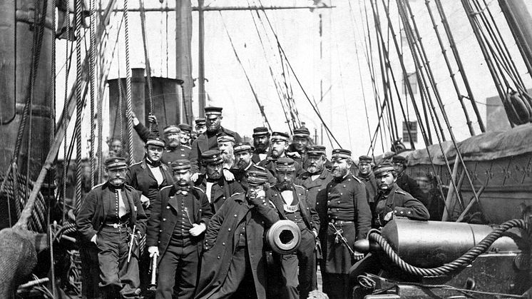 Officerer ombord på fregatten Jylland i København 15.5.1864