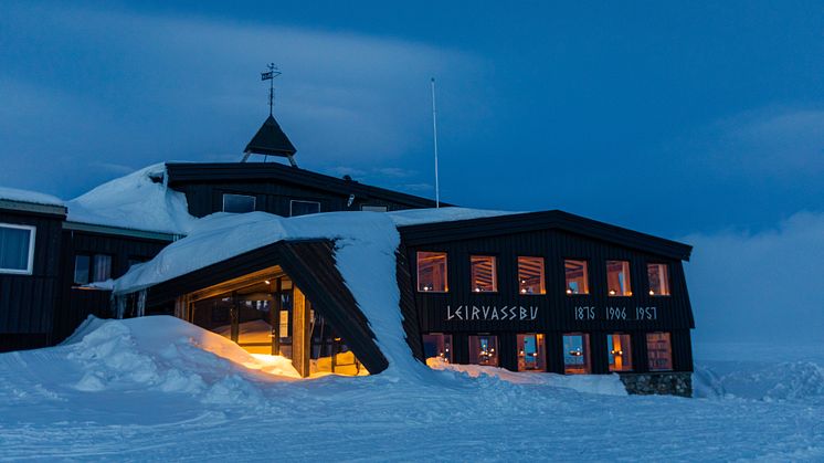 Leirvassbu Fjellstue ligger ved Leirvatnet i Jotunheimen og har rundt 100 rom. Foto: Live Sulheim.