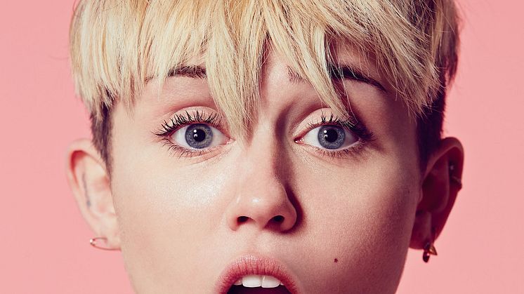 Miley Cyrus släpper "Bangerz Tour" på DVD den 20 mars