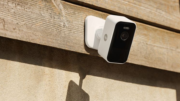 Yale Smart Outdoor Camera 02.jpg