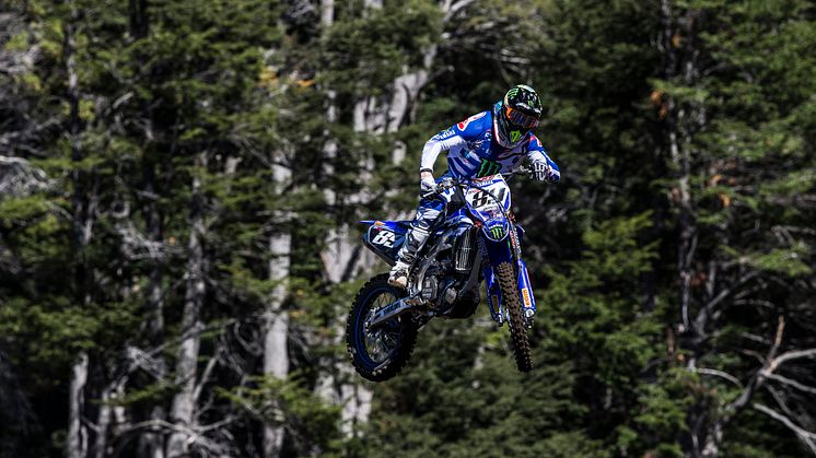 Monster Energy Yamaha Factory Racing Team の J・ファン・フォルベークは4位／5位で総合4位となった