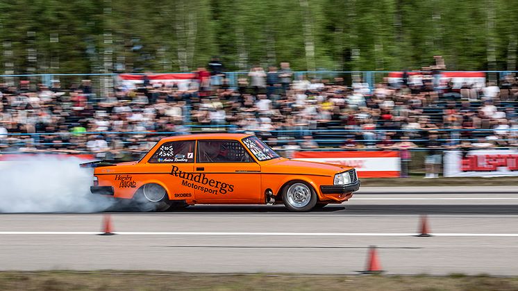 Förutom dragracekörningar på 201 meter kommer Bilsport Action Day att bjuda på en hel rad andra spännande motorupplevelser för alla åldrar.