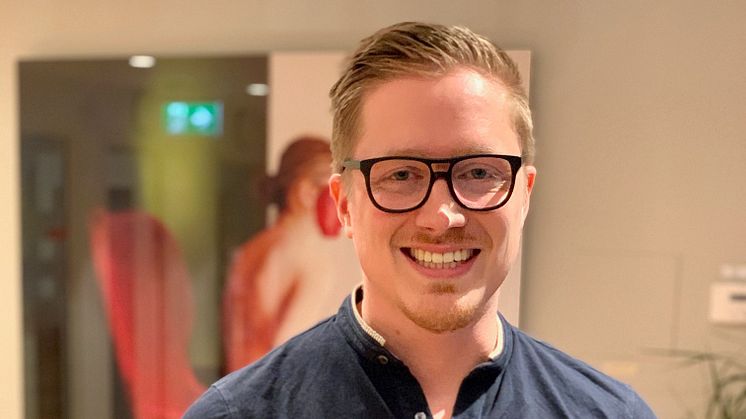 Karl Kirkevold, Produktspecialist inom avdelningen för Service & Kvalitet, har korats till Årets Medarbetare 2019