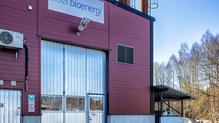 Solör Bioenergis fjärrvärmeanläggning i Lagan. Fotograf: Pelle Wahlgren.
