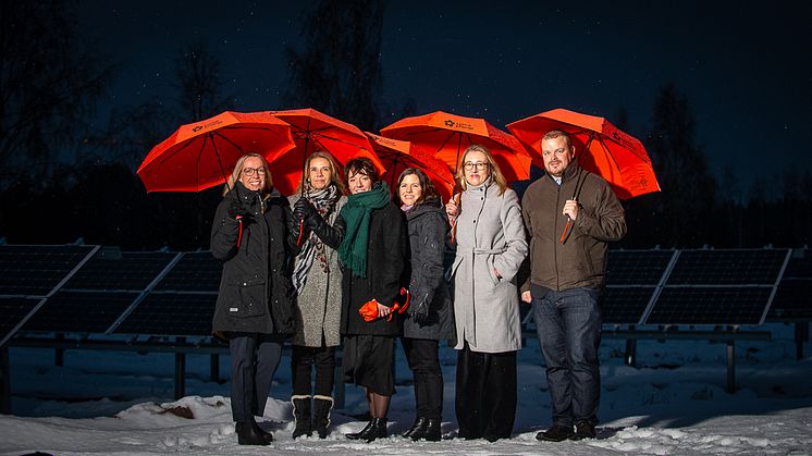 Från vänster: Carina Zolland, Katharina Frank, Matilda Ernkrans (minister högre utbildning och forskning), Sofia Antonsen, Sofia Johansson, Jens Lundqvist.