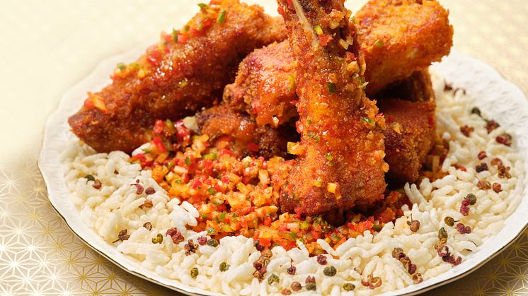 Father's Day Set Menu - Deep-fried Spare Ribs with Minced Garlic and Chilli Sauce (Si Chuan Dou Hua Restaurant at PARKROYAL on Beach Road).jpg