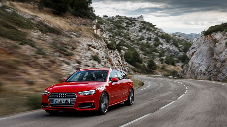 Nytt rekordår för Audi med över 1,8  miljoner levererade bilar 2015