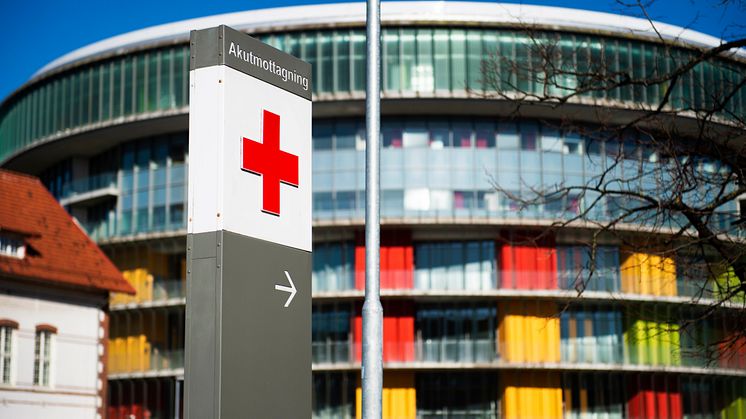 Skånes universitetssjukhus anmäler tre fall där foster avlidit i livmodern under graviditeten.