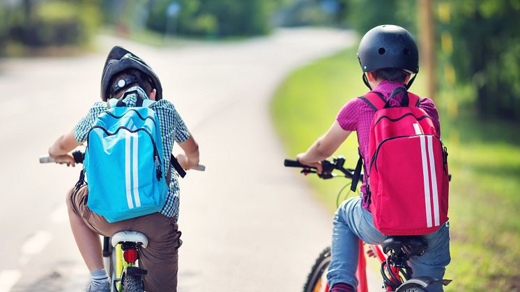 Det er ikke kun vigtigt at holde øje med de nye skolebørn i trafikken, også større børn, der for eksempel cykler eller kører på el-løbehjul, er udsatte, fremgår det af en ny undersøgelse blandt 1.240 bilister.