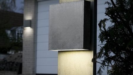 Fox Design presenterar Square med LED. Möjligen renaste formen för att spara energi.
