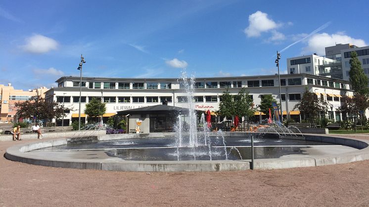 Odinsplatsen 1-2 med den nya parken