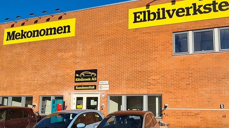 Elbilsverkstaden Elbilmek i västra Oslo, som även är ansluten till Mekonomen. Foto: Elbilmek