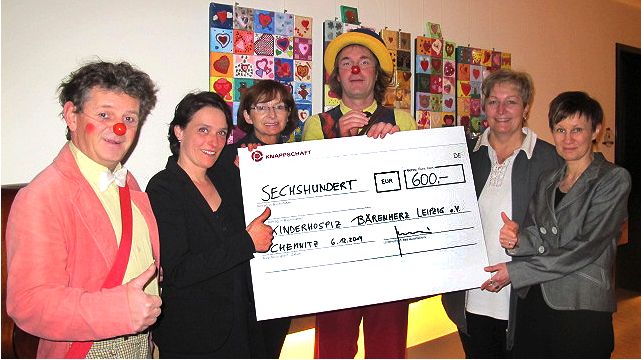 Bundesknappschaft finanziert Spaß mit Clowns im Hospiz