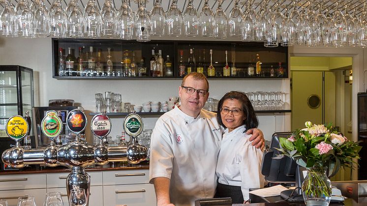 Restaurant JC, som er en del af Esbjerg Golfklub, drives af værtsparret Jan og Chi, som har indgået partnerskab med Samhandel.