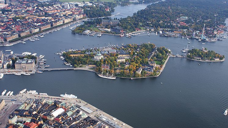 Saltsjön sedd från helikopter. Foto: Jan Ainali, https://commons.wikimedia.org/wiki/File:Saltsjön_flygfoto.JPG