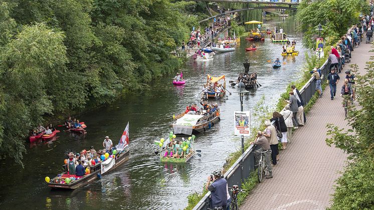 Leipziger Wasserfest - Blick auf den Karl-Heine-Kanal am Stelzenhaus - Foto: Lutz Zimmermann