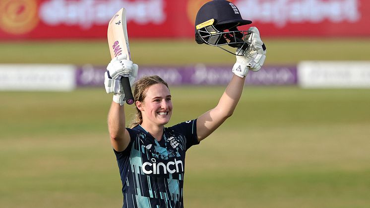 Lamb celebrates her maiden hundred. Photo: Getty Images