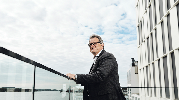 Konsernsjef i Jotun A/S, Morten Fon, rapporterer om gode resultater hittil i år. Foto: Morten Rakke